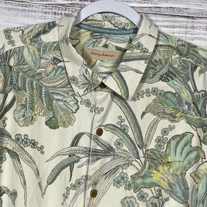 Tommy Bahama Hawaiian Silk Shirt Button Up Camp Aloha Floral Beach Resort Men XL